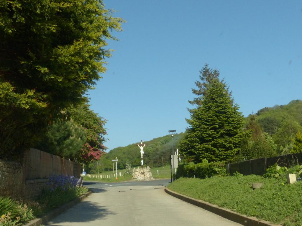 La Flore De Lys, Cottage Ideal Pour 2 Adultes Et 2 Enfants Saint-Jouin-Bruneval Bilik gambar